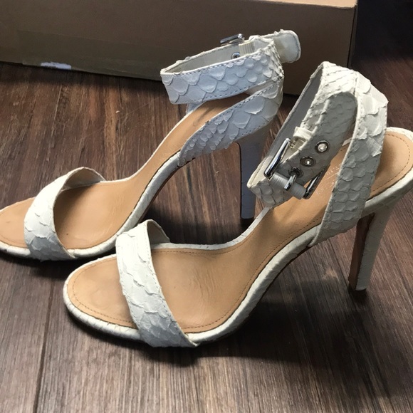 Coach heels - Picture 2 of 4